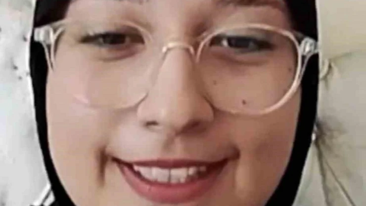 6 Şubat depremlerinin 10. gününde enkaz altından kurtarılan Aleyna, hastanesinde tedavi gördüğü üniversiteye yerleşti