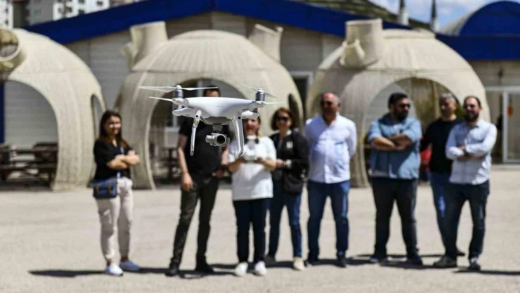 ABB gençleri geleceğin mesleklerine hazırlıyor