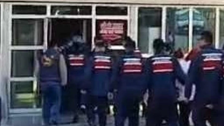 Adayında aralarında bulunduğu 4 kişi tutuklandı
