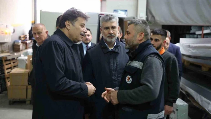 AK Parti Ortahisar Belediye Başkan adayı Ergin Aydın 14 ilkede 61 projesi ile ilgi çekiyor