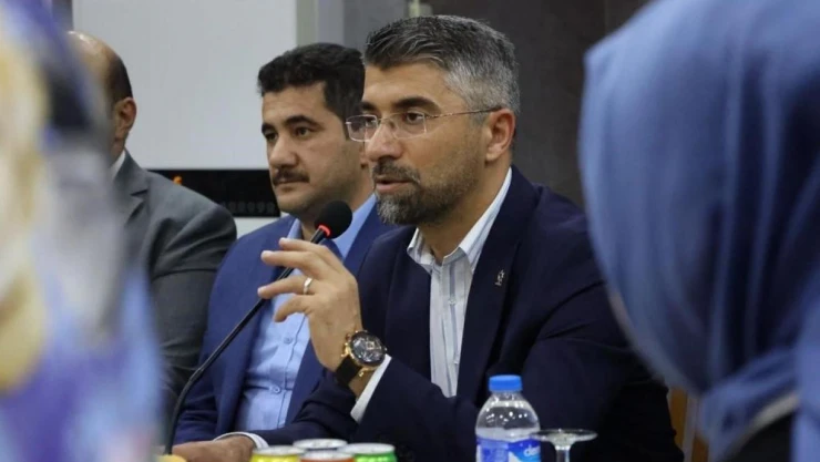 AK Parti yönetimi Aziziye'de toplandı