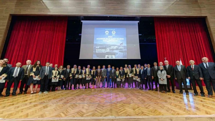 Akademik Bilim, Sanat ve Spor Ödülleri sahiplerini buldu