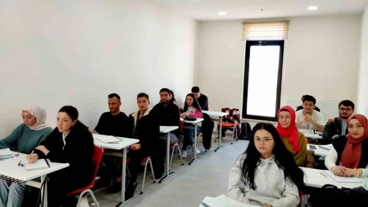 Aksaray Belediyesinin DGS kursları başladı