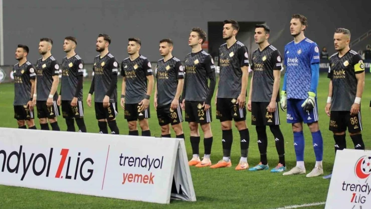 Altay, 3 maç sonra kalesini gole kapattı