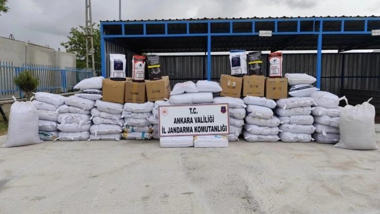 Ankara'da 3 milyon 825 bin liralık kaçak tütün ele geçirildi