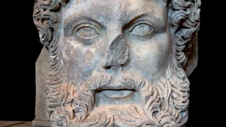 Aphrodisias'ta benzersiz bir keşif: 'Kolosal Zeus Başı'