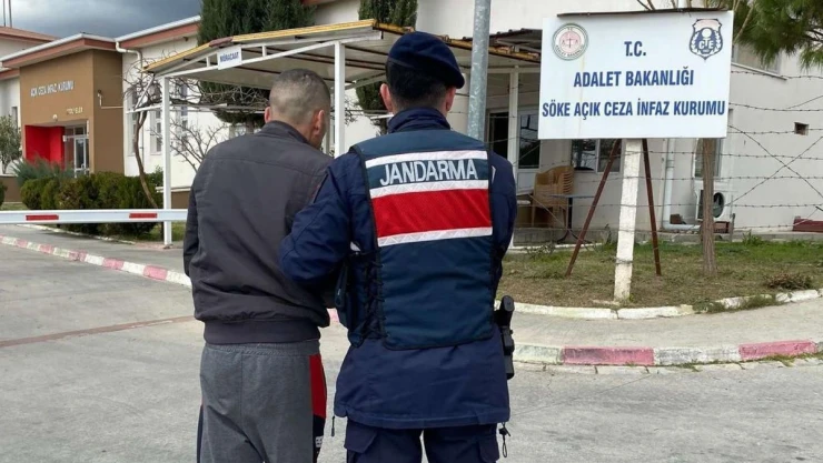 Aranan şahıslar JASAT'a takıldı