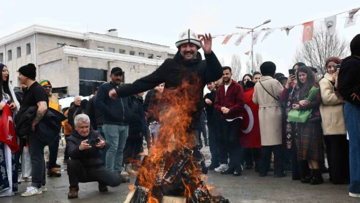 Ardahan'da Nevruz coşkusu