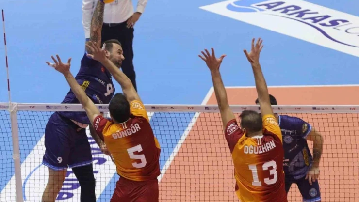 Arkas Spor, Galatasaray deplasmanında