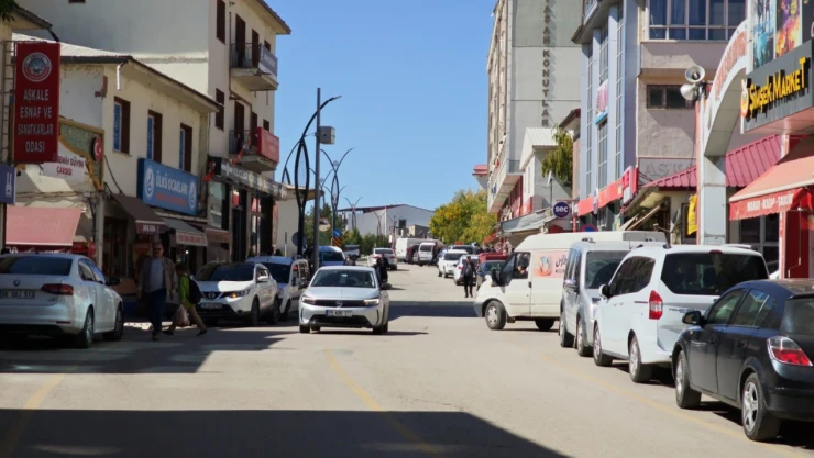 Aşkale'de 4.4 büyüklüğünde deprem paniğe neden oldu