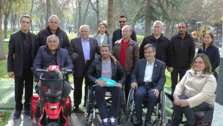 ASOS'dan Engelliler Günü'nde çorba ikramı