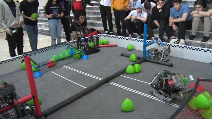 Atılım Üniversitesi öğrencileri geleceğin mühendislerine öncülük etti