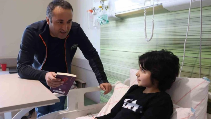 Aysima çok istediği öğretmenlerine kavuştu