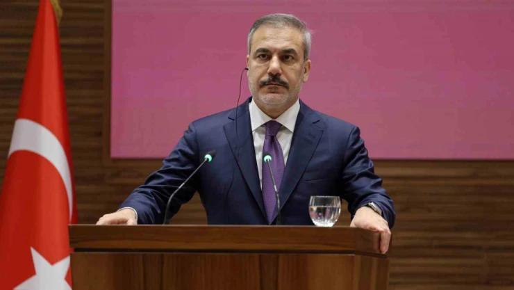 Bakan Fidan: 'Filistin halkının Gazze'den sürülmesi, yerlerinden edilmesi, bunların başka ülkelere gönderilme projesine tamamıyla karşıyız'