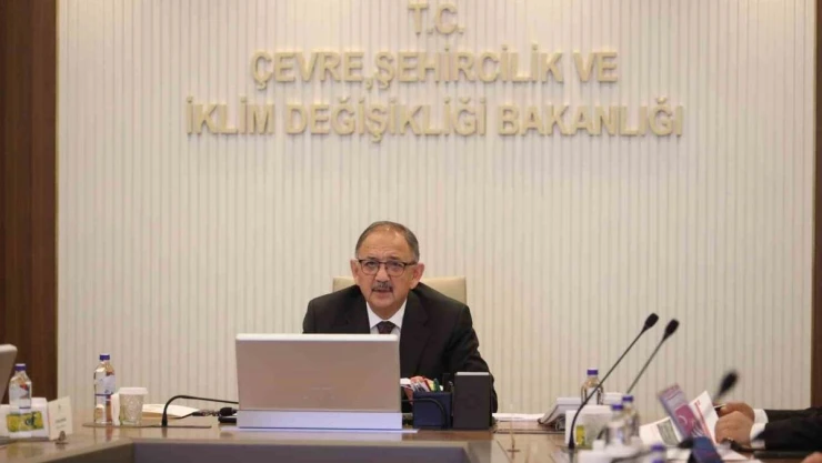 Bakan Özhaseki: 'Yıl sonuna kadar 200 bin deprem konutunu teslim edeceğiz'