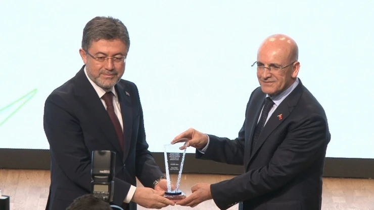 Bakan Şimşek: 'Eleştirenler ya bizi duymuyor ya da kötü niyetliler'