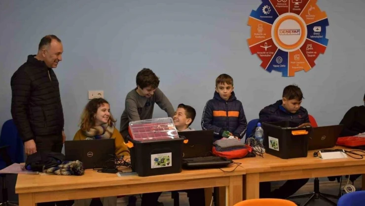 Balıkesir'de Gençlik Spor İl Müdürlüğü gençlerin yarınlarına yön veriyor