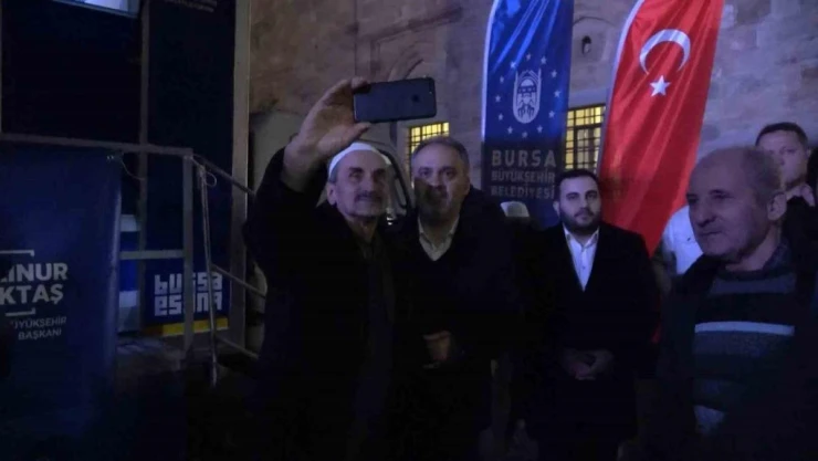 Başkan Aktaş seçim çalışmasına Ulu Cami'de başladı