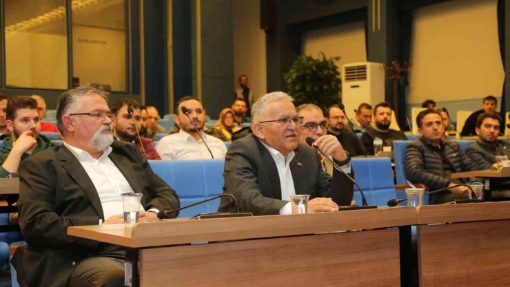 Başkan Büyükkılıç, Prefabrik Yapıların Değerlendirilmesi Semineri'ne katıldı