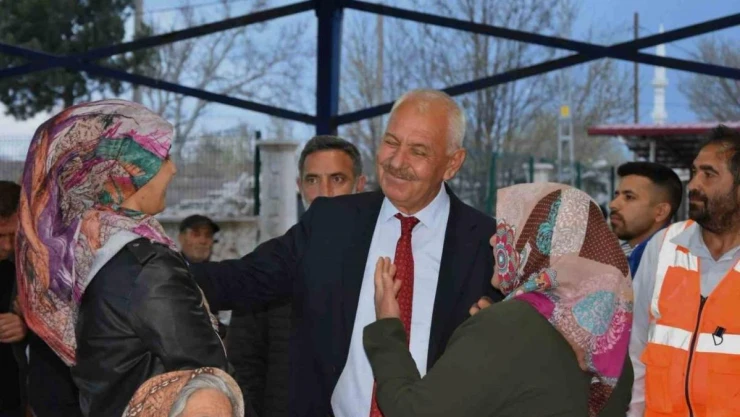 Başkan Mehmet Bayram, vatandaşlarla iftar yemeğinde buluştu