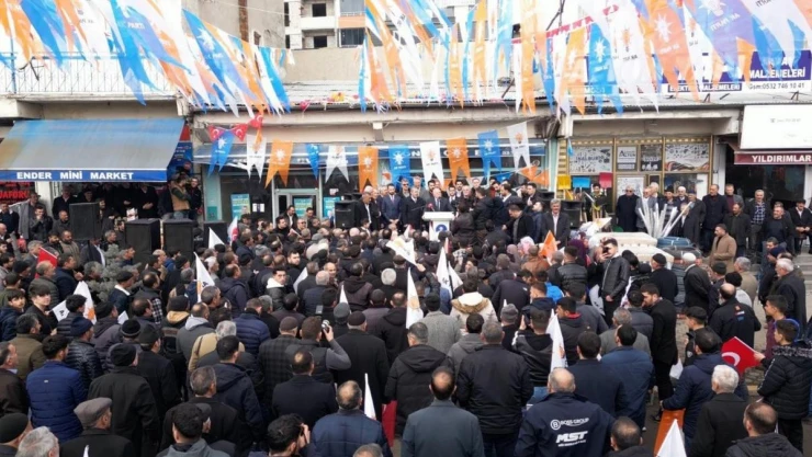 Başkan Sekmen'e Horasan'da coşkulu karşılama