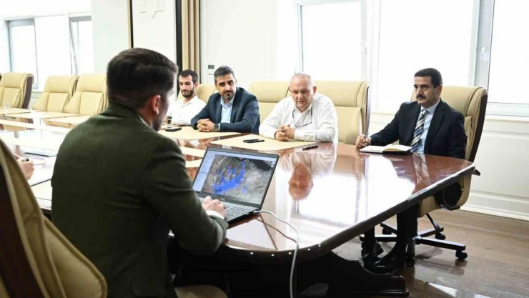 Başkan Taşkın: 'Doğalgazsız mahalle bırakmayacağız'