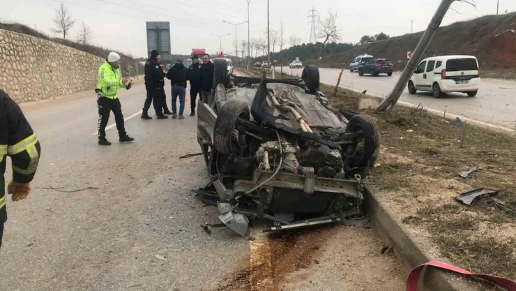 Bilecik'te 5 aracın karıştığı zincirleme kazada 1 kişi yaralandı