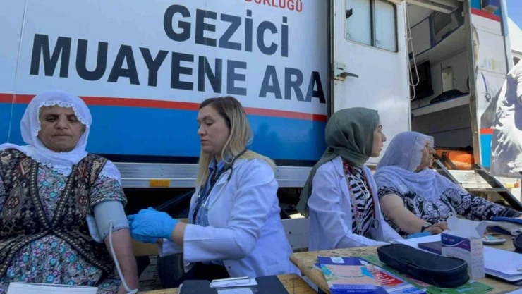 Bitlis'te Kürtçe ve Türkçe anonslu sağlık taraması