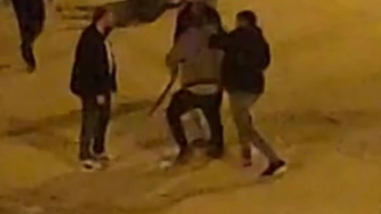 Burdur'da alkollü mekanda çıkan kavgada sopalarla birbirlerine girdiler