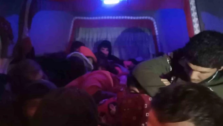 Bursa'da 45 kaçak göçmen ve 2 organizatör kıskıvrak yakalandı