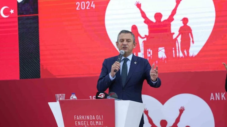 CHP Genel Başkanı Özel: 'İktidarımızda engellilerin sorunlarıyla uğraşacak tek bir bakan olacak, o bakan da engelli bir birey olacak'