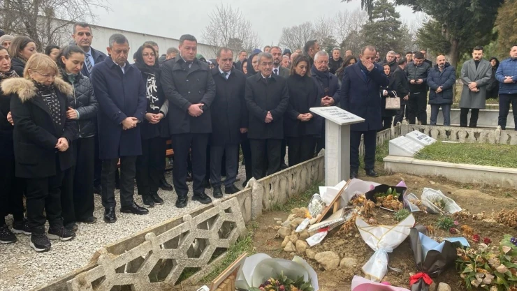 CHP Genel Başkanı Özel:'Trump'a 'One minute' diyeceksin'