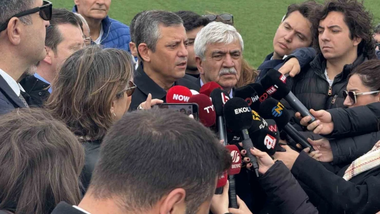 CHP Genel Başkanı Özgür Özel, İmamoğlu'nu cezaevinde ziyaret etti