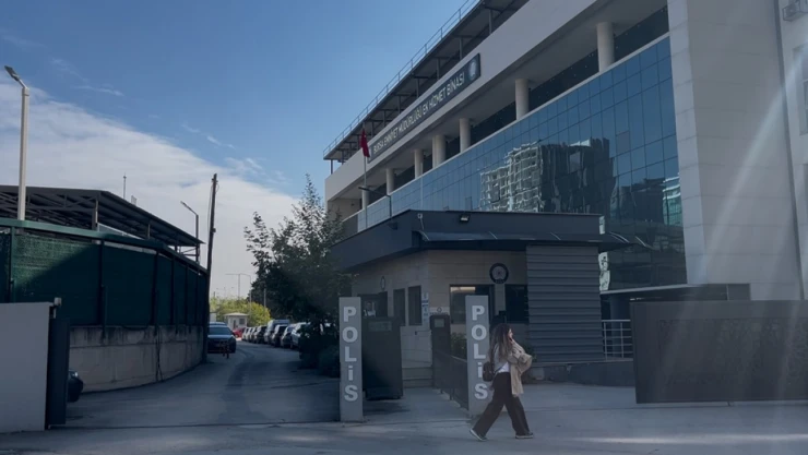 CHP'li eski belediye başkanı ve eşi adliyeye sevk edildi