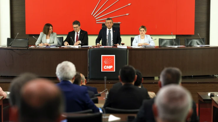 CHP Parti Meclisi, Özgür Özel başkanlığında toplandı