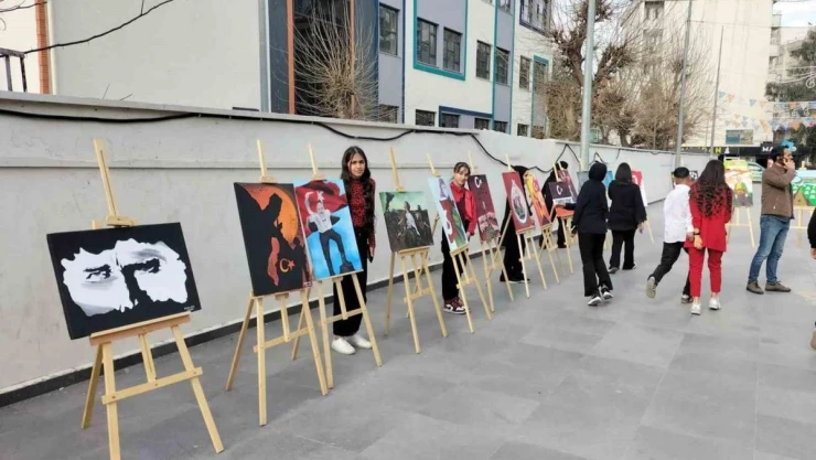 Cizre'de 'Çanakkale Zaferi' konulu resim sergisi açıldı
