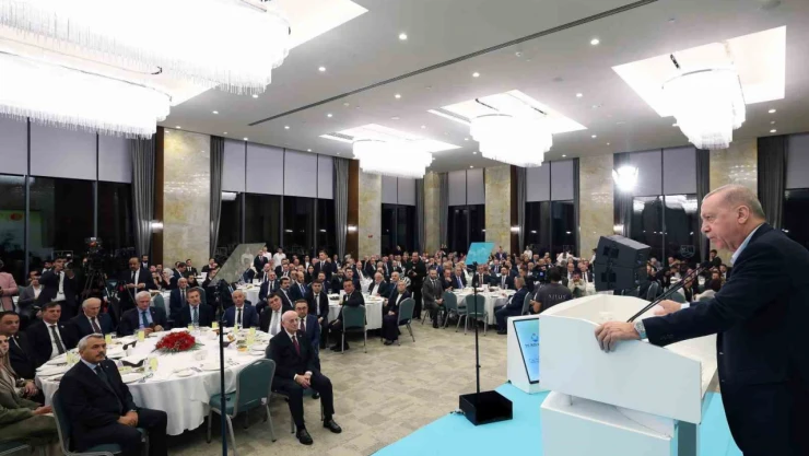 Cumhurbaşkanı Erdoğan: 'Gençlerimizi ve aile kurumunu hedef alan dijital saldırıların dozu günden güne artıyor'