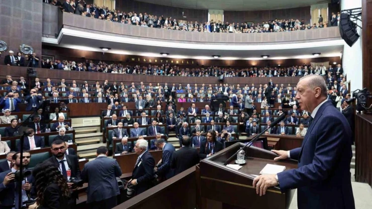 Cumhurbaşkanı Erdoğan: 'İnşallah Türkiye'yi darbe mahsulü anayasadan kurtarıp hem darbelerle hesaplaşmamızı hitama erdirecek hem de demokrasi kahramanlarının ruhlarını şad edeceğiz.'