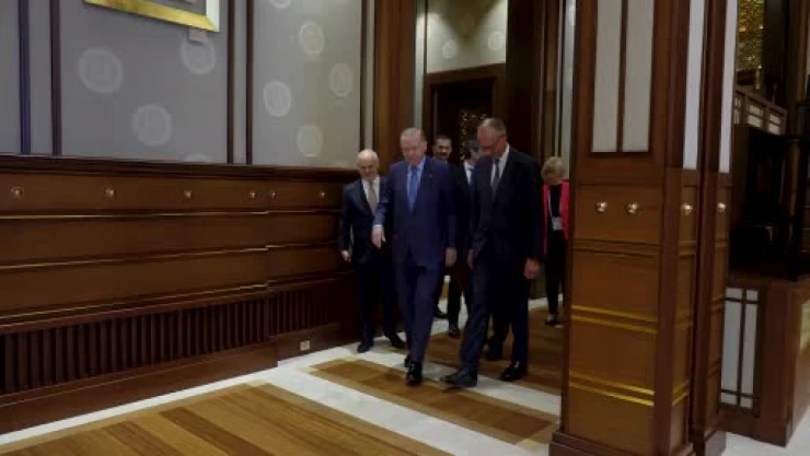 Cumhurbaşkanı Erdoğan, Almanya Başbakanı Merz'i resmi törenle karşıladı