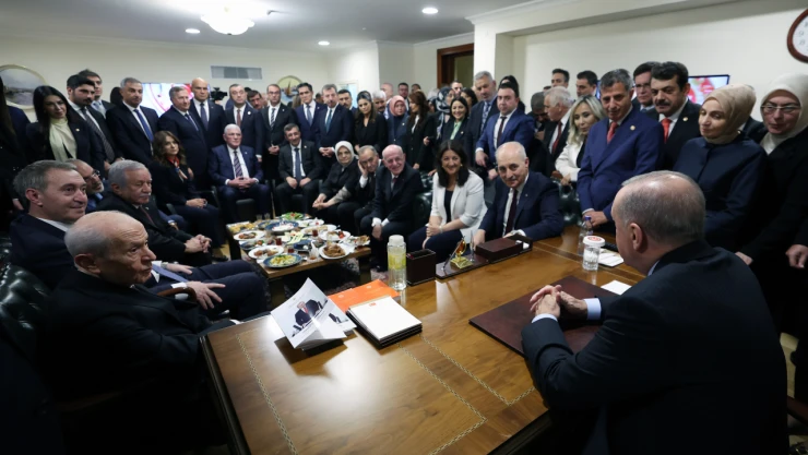 Cumhurbaşkanı Erdoğan, TBMM'de siyasi parti genel başkanları ile görüştü