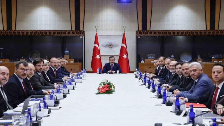 Cumhurbaşkanı Yardımcısı Yılmaz: 'Türkiye'nin yerli yapay zeka çözümleriyle hem yerel hem de küresel ölçekte rekabet gücünü artırmasını istiyoruz'