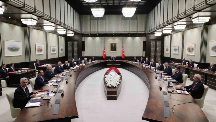 Cumhurbaşkanlığı Kabinesi, Cumhurbaşkanı Recep Tayyip Erdoğan başkanlığında Cumhurbaşkanlığı Külliyesi'nde toplandı