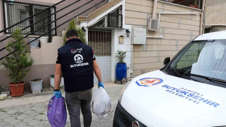 Denizli Büyükşehir Belediyesi Sevgi Eli 18 yaşında