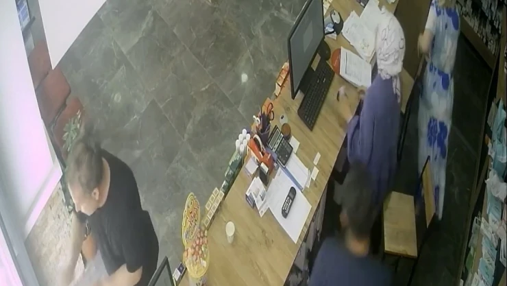 Depremi hissedenler böyle kaçtı