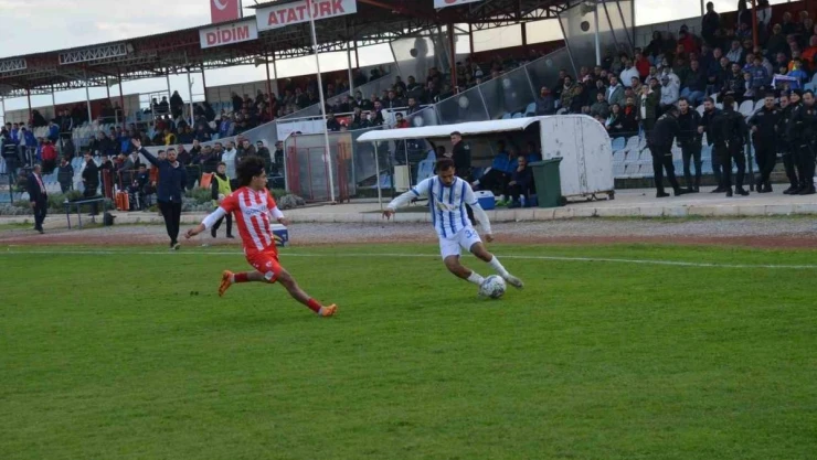 Didim Belediyespor evinde ağırladığı Irlıganlıspor'u 3-1 mağlup etti