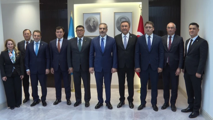 Dışişleri Bakanı Fidan, Türk Devletleri Teşkilatı'na üye ülkelerin dışişleri bakan yardımcıları ile görüştü