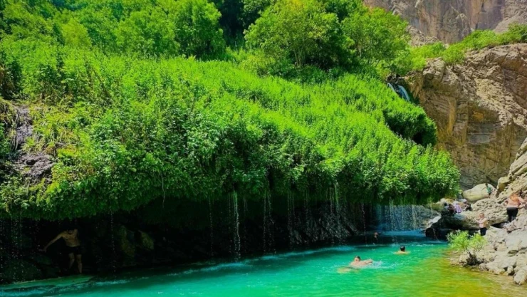 Doğaseverler Hakkari'yi keşfediyor