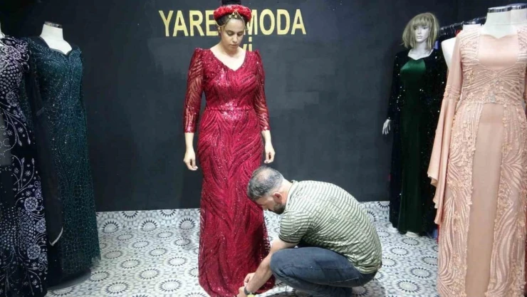 Düğün sezonu yöresel kıyafetlere ilgiyi arttırdı