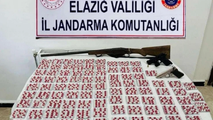 Elazığ'da uyuşturucu operasyonu: 2 bin 751 adet sentetik ecza hap ele geçirildi