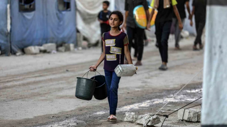 Gazze'de son 24 saatte 2'si çocuk 10 sivil daha açlıktan hayatını kaybetti